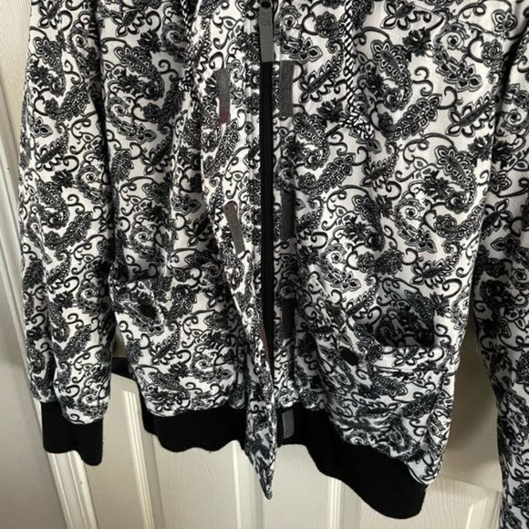 Helix Snowboardwear Medium Black & White Paisley Coat Zip Jacket - Picture 4 of 16